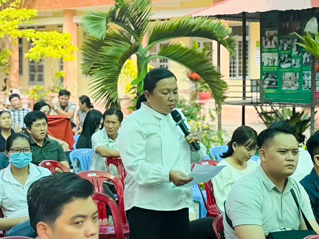 Đảng viên Bình Mỹ chung sức xây dựng xã giàu đẹp nghĩa tình