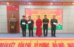 Phường Thuận An họp mặt kỷ niệm Ngày Quân đội Nhân dân Việt Nam