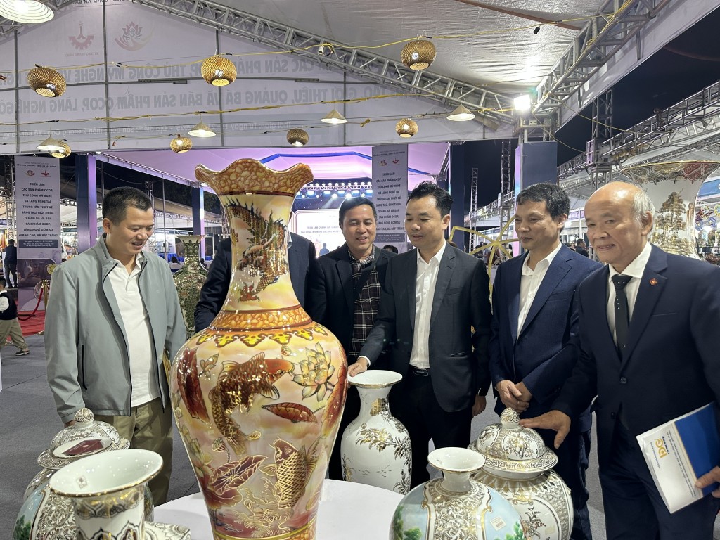 Kết nối tiêu thụ, tìm đầu ra bền vững cho sản phẩm OCOP