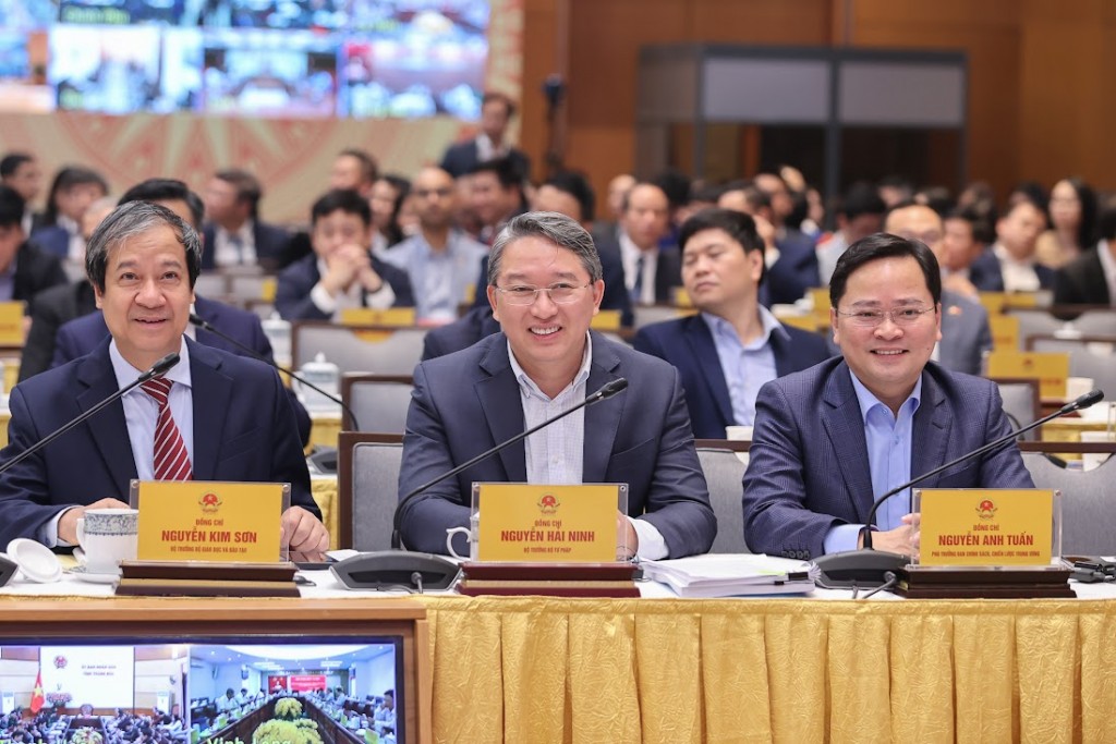 Các đại biểu dự Diễn đàn - Ảnh: VGP/Nhật Bắc