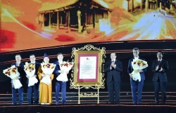 Quần thể di tích và danh thắng Yên Tử-Vĩnh Nghiêm-Côn Sơn, Kiếp Bạc đón nhận Bằng công nhận Di sản văn hóa thế giới