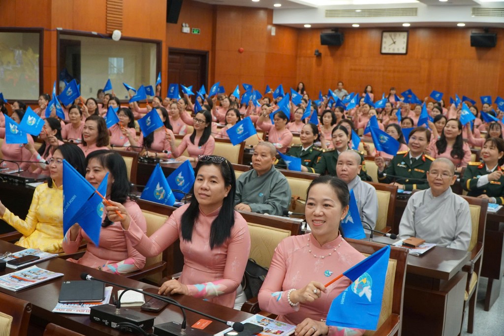 Các đại biểu dự đại hội