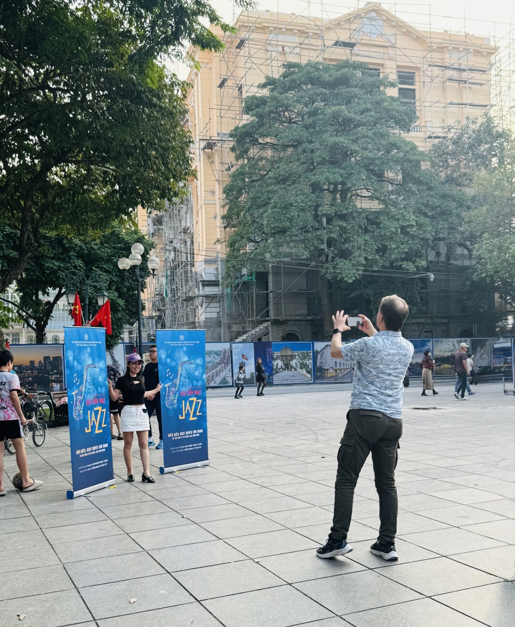 Hồ Gươm mùa Giáng sinh lung linh với giai điệu ngọt ngào