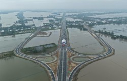 Cao tốc Cần Thơ - Hậu Giang cho xe lưu thông từ 9h ngày 22/12