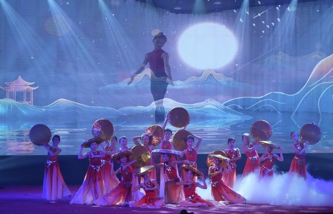 Nhiều hoạt động hấp dẫn trong ngày hội thiếu nhi Thủ đô