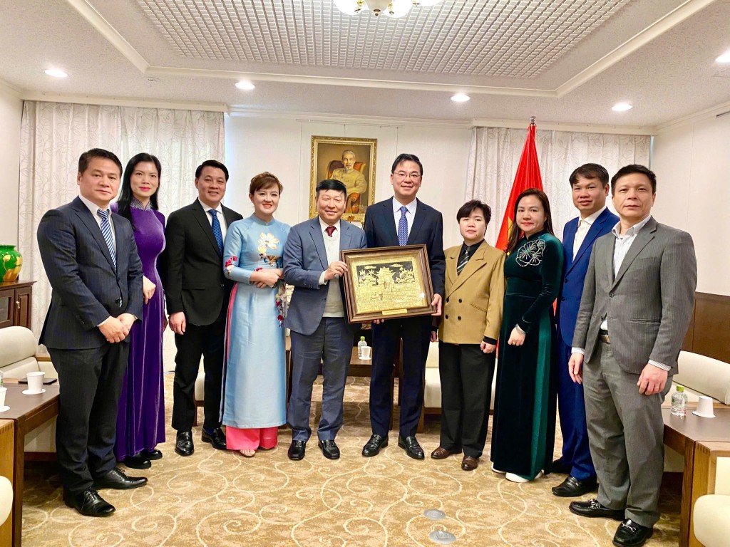 Thúc đẩy Cuộc vận động người Việt dùng hàng Việt tại Nhật Bản