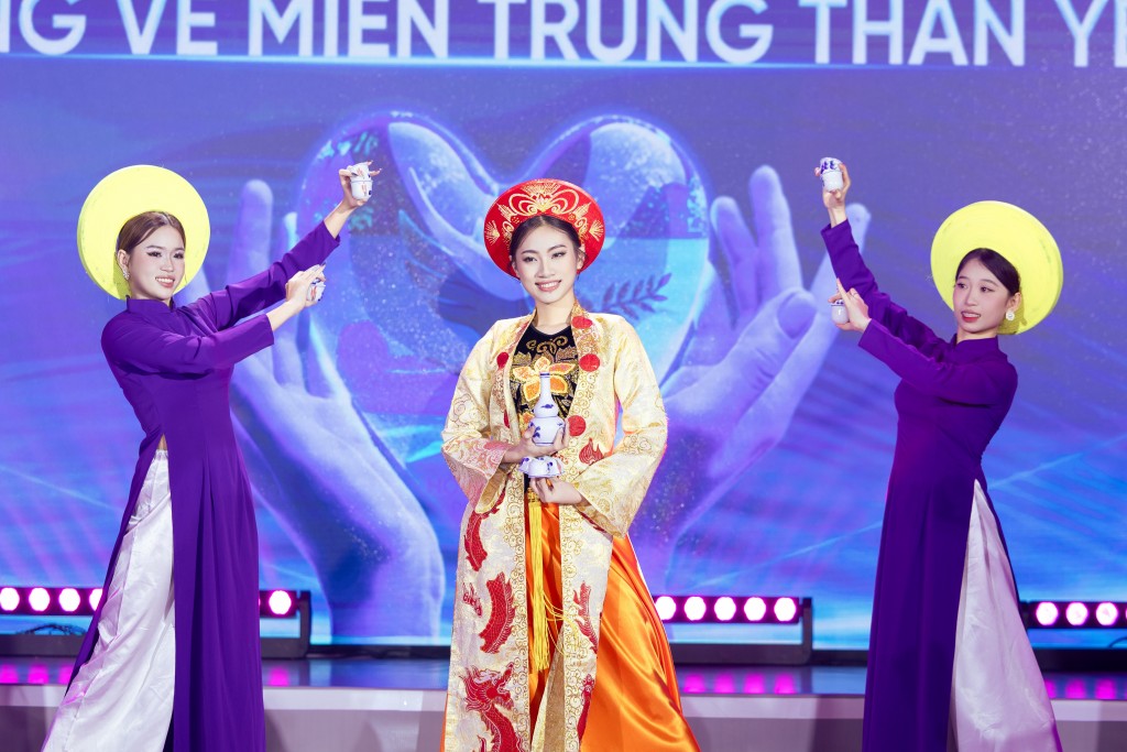 Với các tiết mục trình diễn múa, hát, nhảy…để chinh phục ban giám khảo Với các tiết mục trình diễn múa, hát, nhảy…để chinh phục ban giám khảo