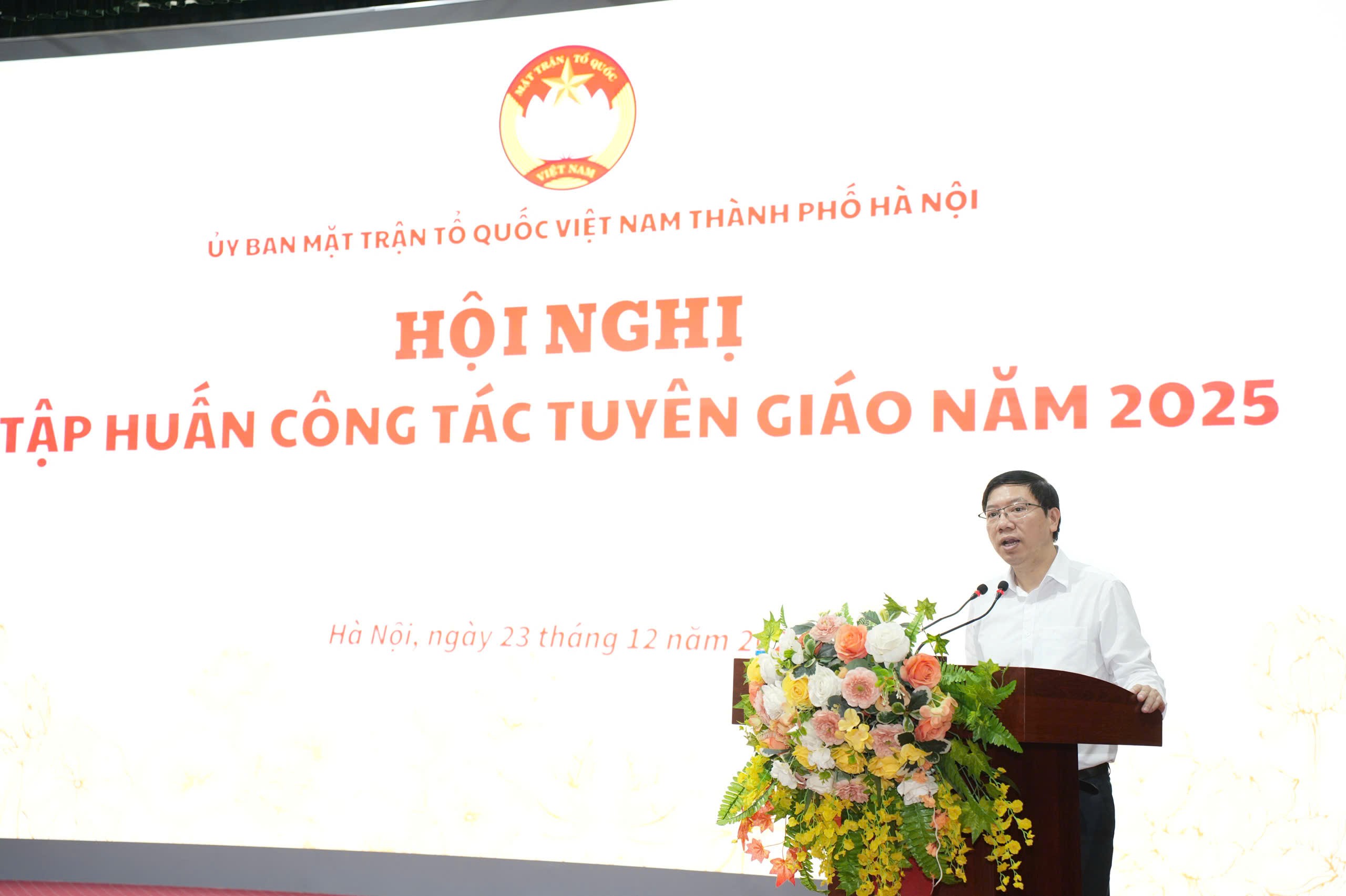 Đổi mới tư duy, phương thức thực hiện công tác tuyên giáo, dân vận