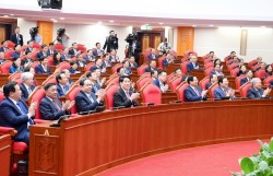 Thông báo Hội nghị lần thứ 15 Ban Chấp hành Trung ương Đảng khóa XIII