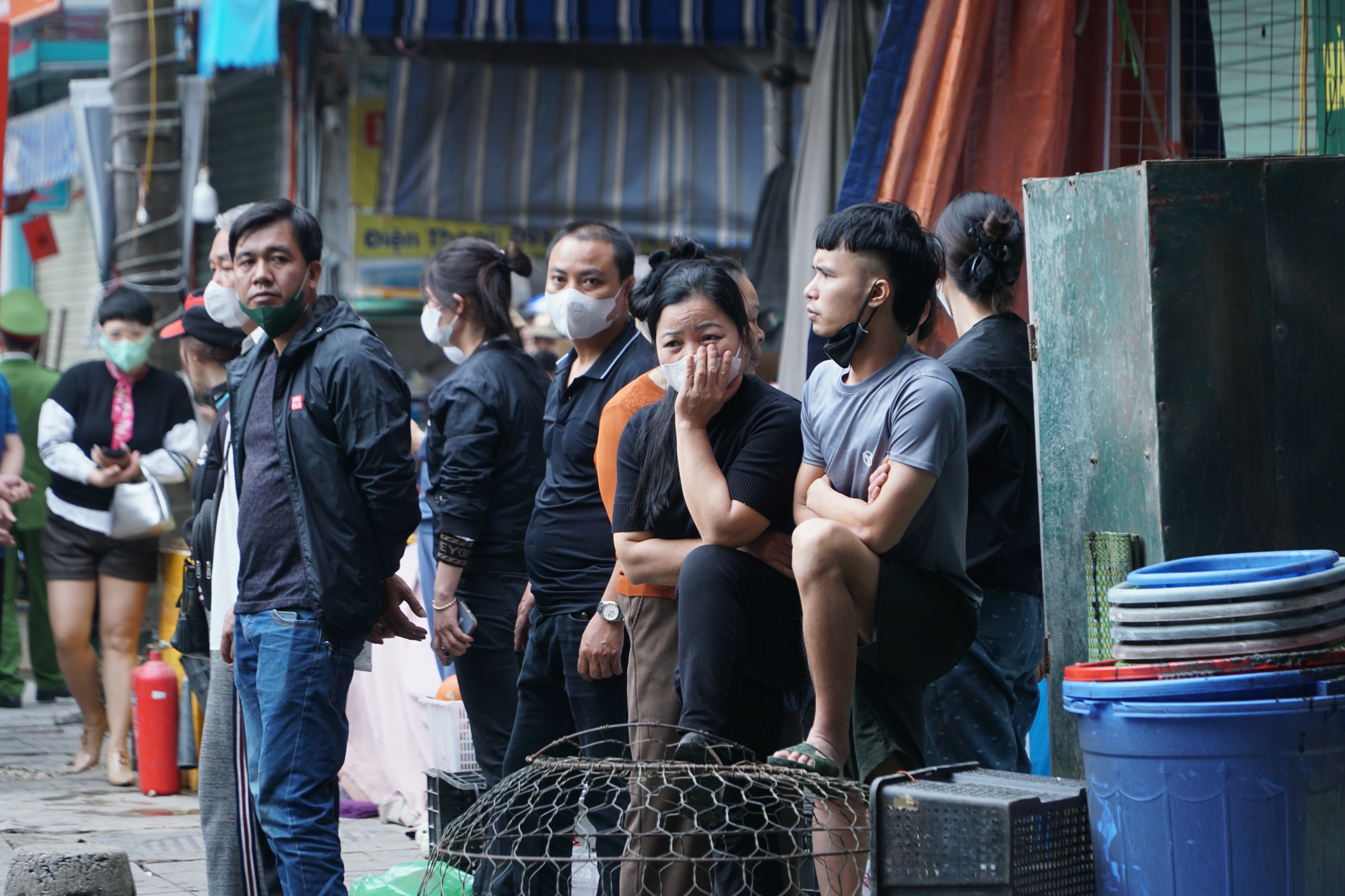 Hiện trường vụ cháy lớn tại Chợ Xanh Định Công