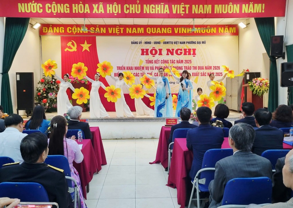 Tiết mục văn nghệ chào mừng hội nghị