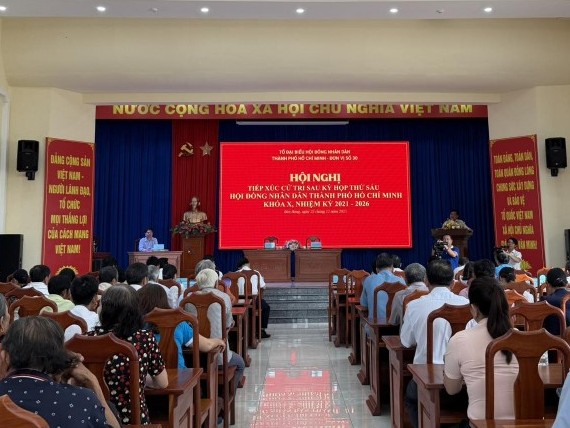 Cử tri xã Bàu Bàng phản ánh về tình trạng ô nhiễm môi trường