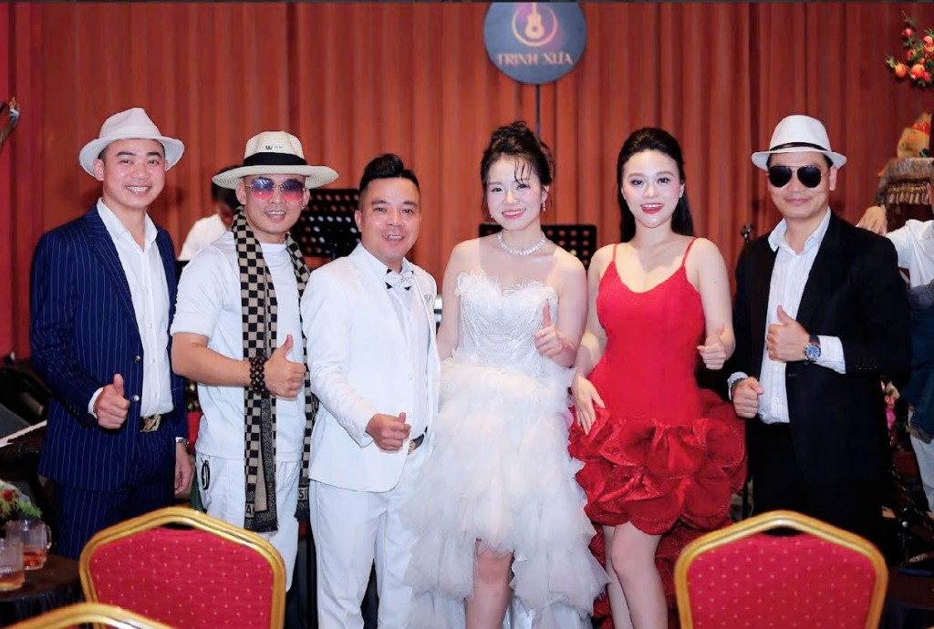 Diệu Thúy hát ballad, không chỉ là “họa mi” thính phòng