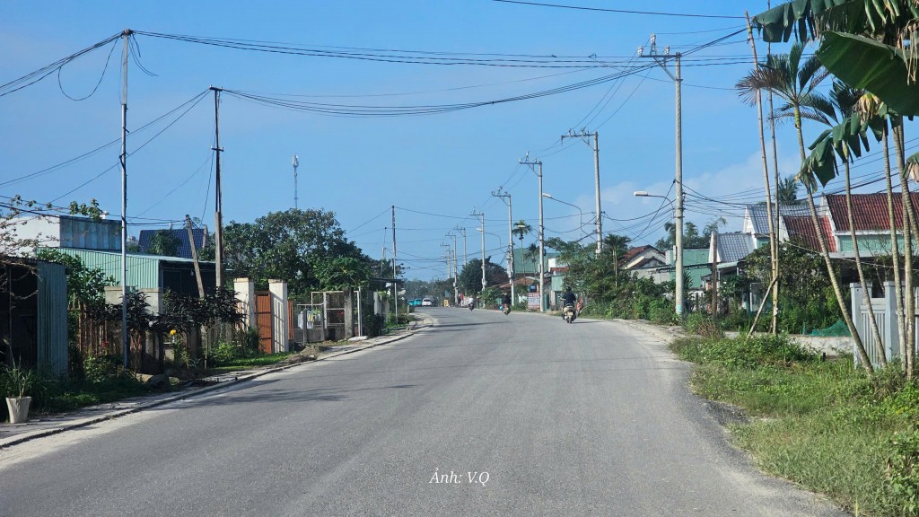 Sớm hoàn thành dự án Cải tạo, nâng cấp Quốc lộ 14E Sớm hoàn thành dự án Cải tạo, nâng cấp Quốc lộ 14E