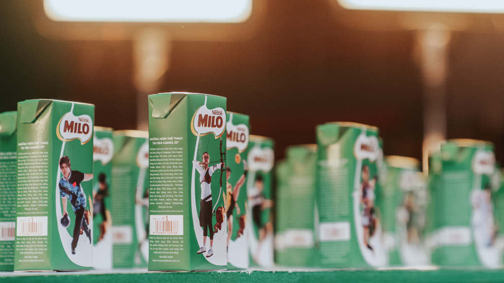 MILO nhường lại khoảng xanh quen thuộc để tôn vinh mọi môn thể thao