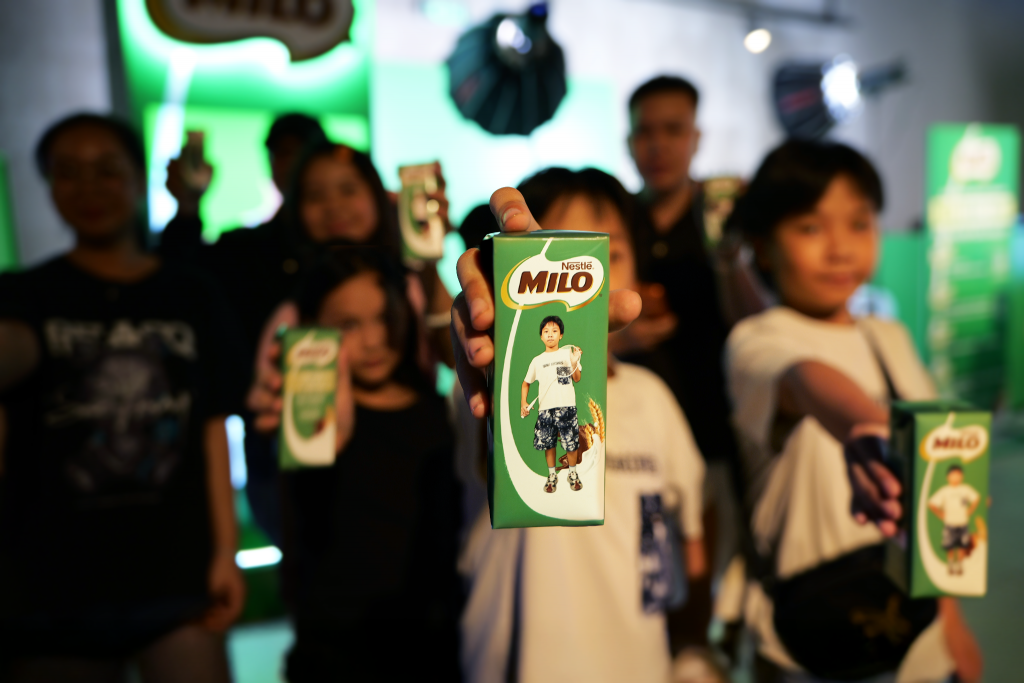 MILO nhường lại khoảng xanh quen thuộc để tôn vinh mọi môn thể thao