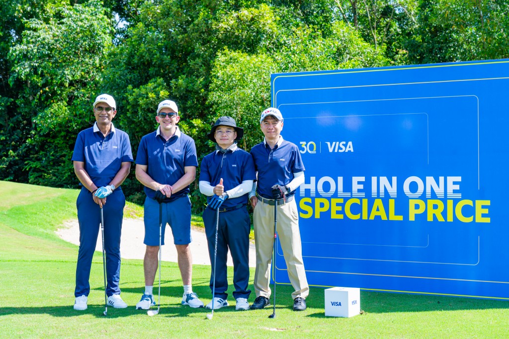 Đại diện Visa cùng các đối tác tại sự kiện