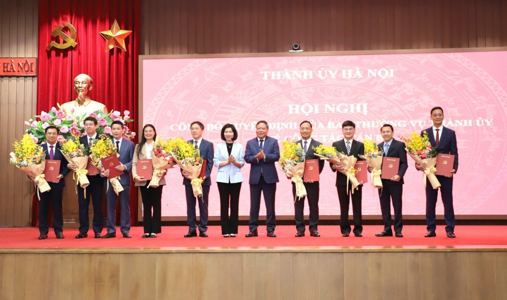 Ban Thường vụ Thành uỷ Hà Nội điều động, phân công cán bộ
