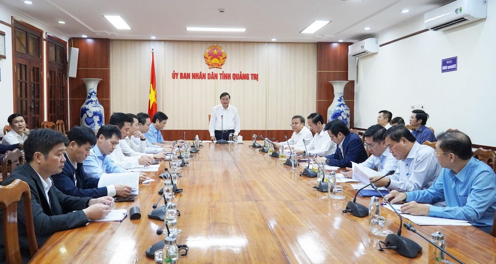 Chủ tịch UBND tỉnh Quảng Trị Lê Hồng Vinh chủ trì cuộc họp để nghe báo cáo tình hình thực hiện các dự án trọng điểm và chỉ đạo xử lý các dự án chậm tiến độ Chủ tịch UBND tỉnh Quảng Trị Lê Hồng Vinh chủ trì cuộc họp để nghe báo cáo tình hình thực hiện các dự án trọng điểm và chỉ đạo xử lý các dự án chậm tiến độ