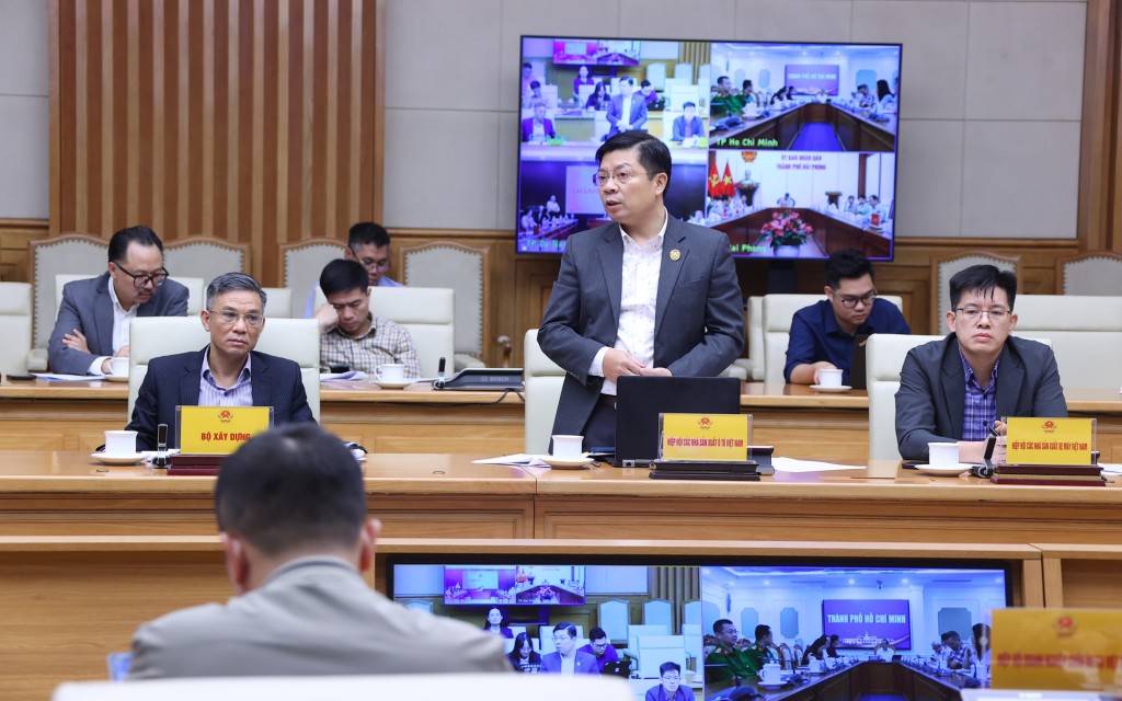 Đại diện Hiệp hội các nhà sản xuất ô tô Việt Nam phát biểu - Ảnh: VGP/Minh Khôi