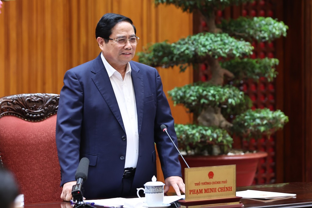 Thủ tướng đề nghị các bộ, ngành trên cơ sở chức năng, nhiệm vụ, quyền hạn của mình phối hợp chặt chẽ với Bộ Quốc phòng thực hiện hiệu quả các nhiệm vụ - Ảnh: VGP/Nhật Bắc