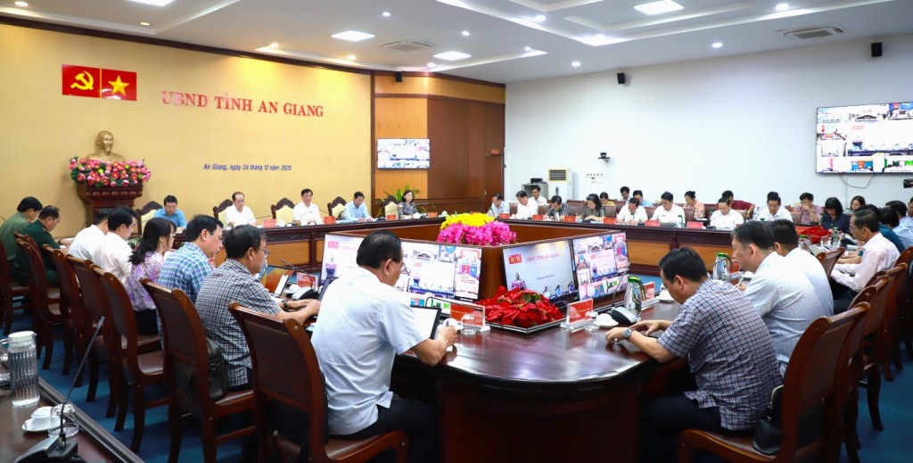 Quang cảnh cuộc họp (ảnh: Bích Thùy)