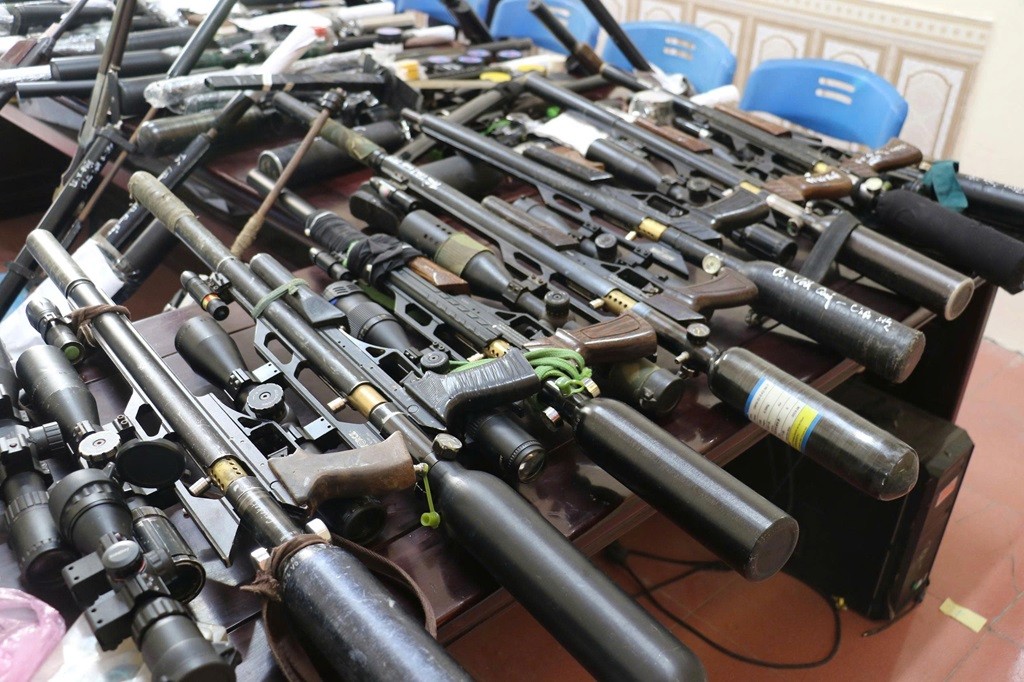 Nghệ An: Bắt 42 đối tượng, thu giữ 64 khẩu súng quân dụng, 28.720 viên đạn...