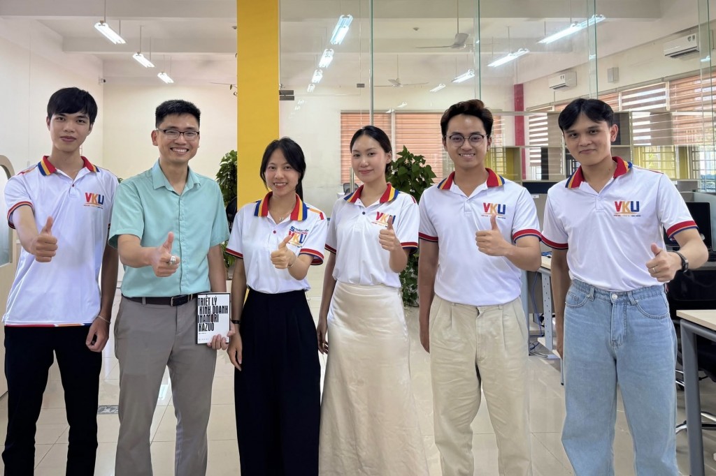 Dự án do TS Nguyễn Hữu Nhật Minh, Trường Đại học Công nghệ Thông tin và Truyền thông Việt - Hàn (VKU) làm chủ nhiệm, cùng nhóm sinh viên trường thực hiện Dự án do TS Nguyễn Hữu Nhật Minh, Trường Đại học Công nghệ Thông tin và Truyền thông Việt - Hàn (VKU) làm chủ nhiệm, cùng nhóm sinh viên trường thực hiện