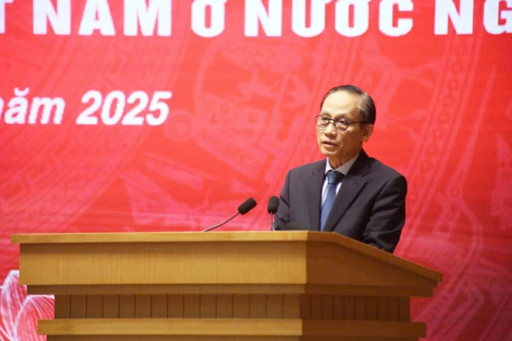 Thúc đẩy “3 đột phá” trong công tác đối với người Việt Nam ở nước ngoài