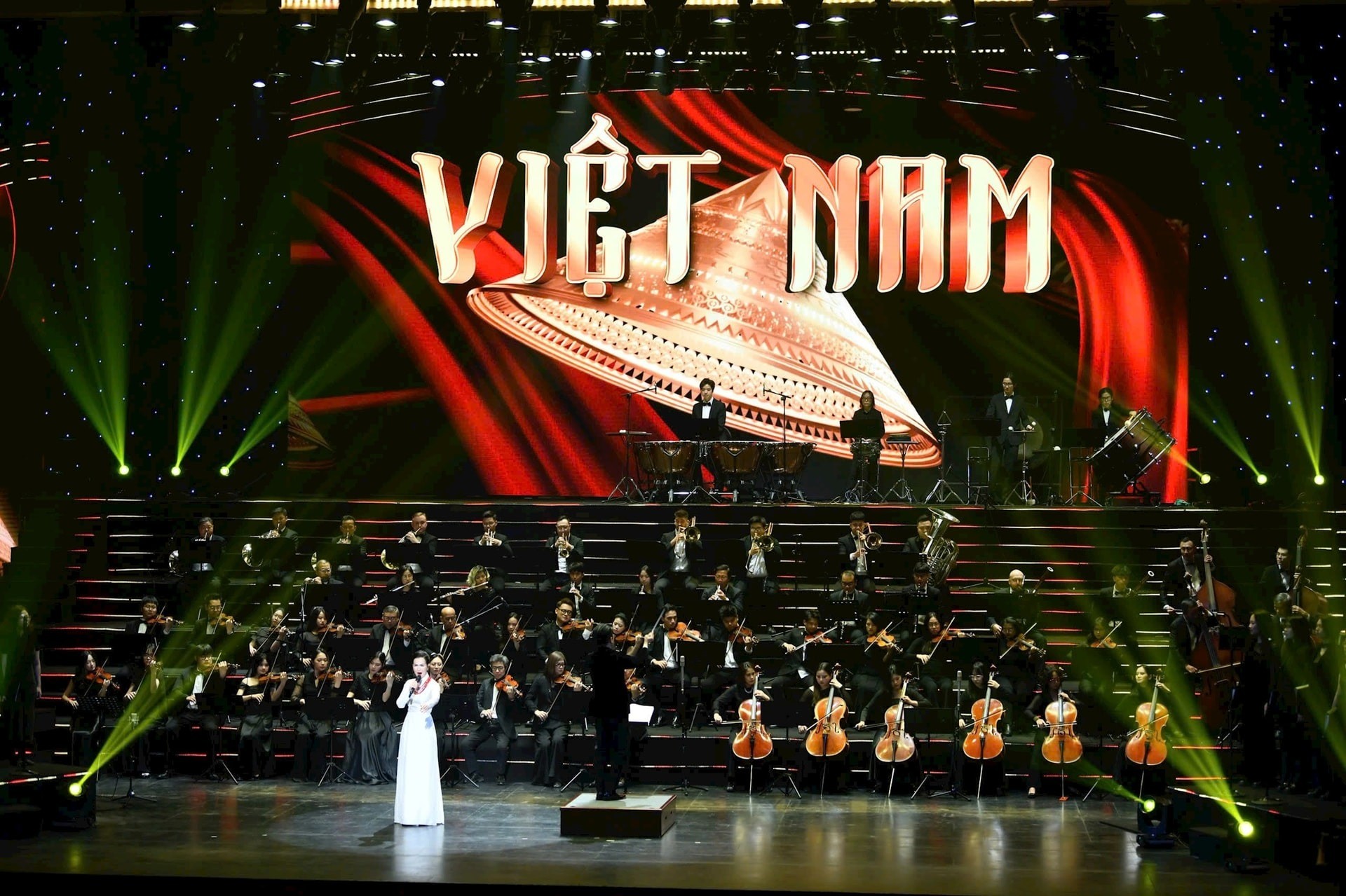 Tiết mục văn nghệ tại chương trình (Ảnh: Như Ý)