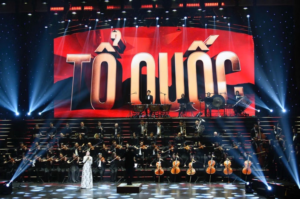 Con thuyền dân tộc tự tin căng buồm ra biển lớn của thời đại