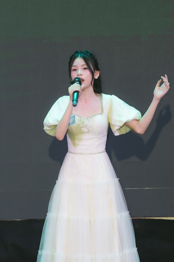 Vũ Khánh Hà - “Ngôi sao Phong cách” cuộc thi “Tỏa sáng Thiên thần nhí