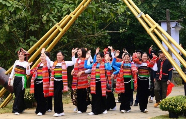 Phiên chợ vùng cao tại Làng Văn hóa - Du lịch các dân tộc