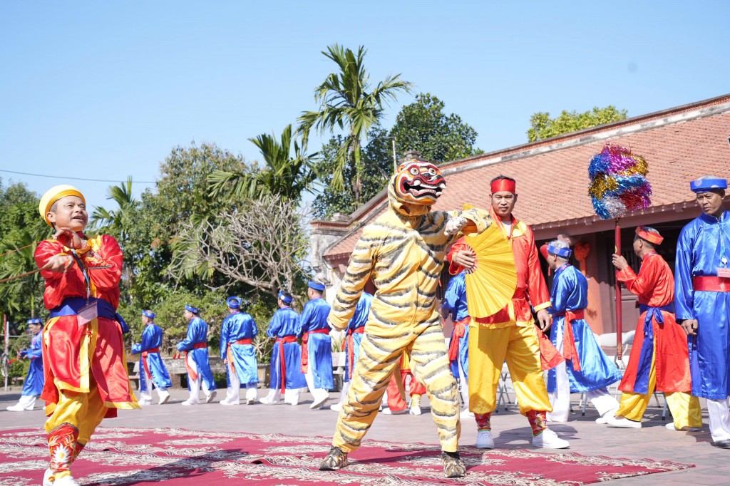 Phát huy vai trò Hội đồng tư vấn trong phát triển văn hoá Thủđô