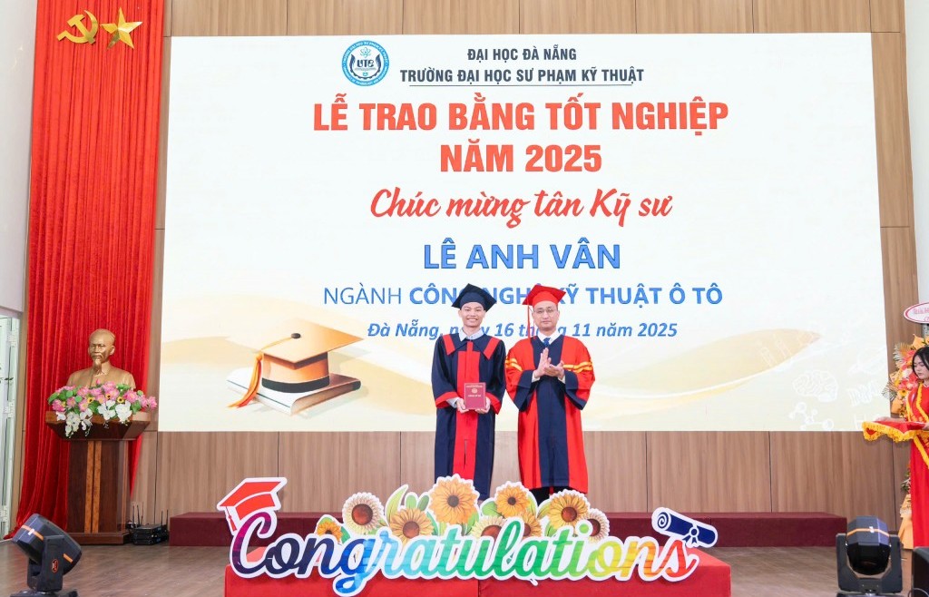 Nam sinh với hành trình chinh phục tấm bằng tốt nghiệp xuất sắc sớm 1,5 năm