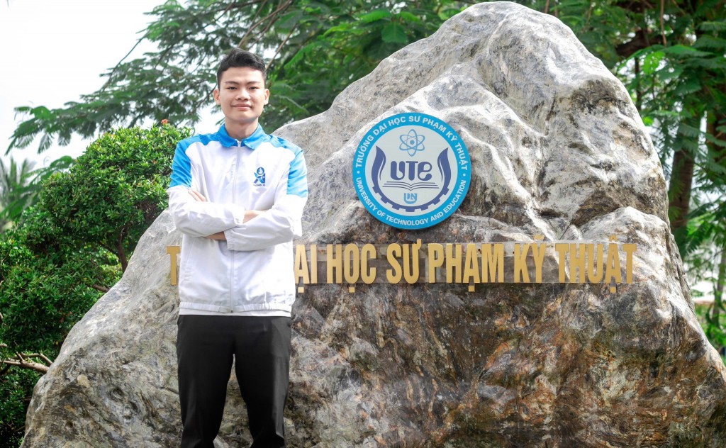 Lê Anh Vân theo học ngành Công nghệ Kỹ thuật ô tô, tốt nghiệp xuất sắc điểm trung bình tích lũy 3,92/4