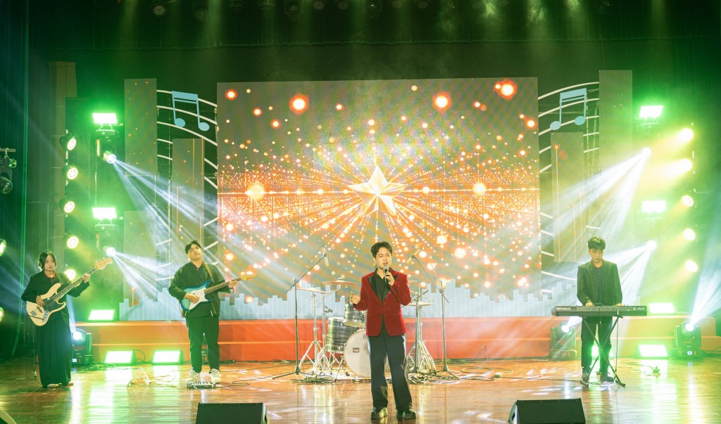 12 tiết mục vào chung kết đến từ sinh viên các trường đại học, cao đẳng trên địa bàn TP Đà Nẵng (Ảnh: Đ.Minh)