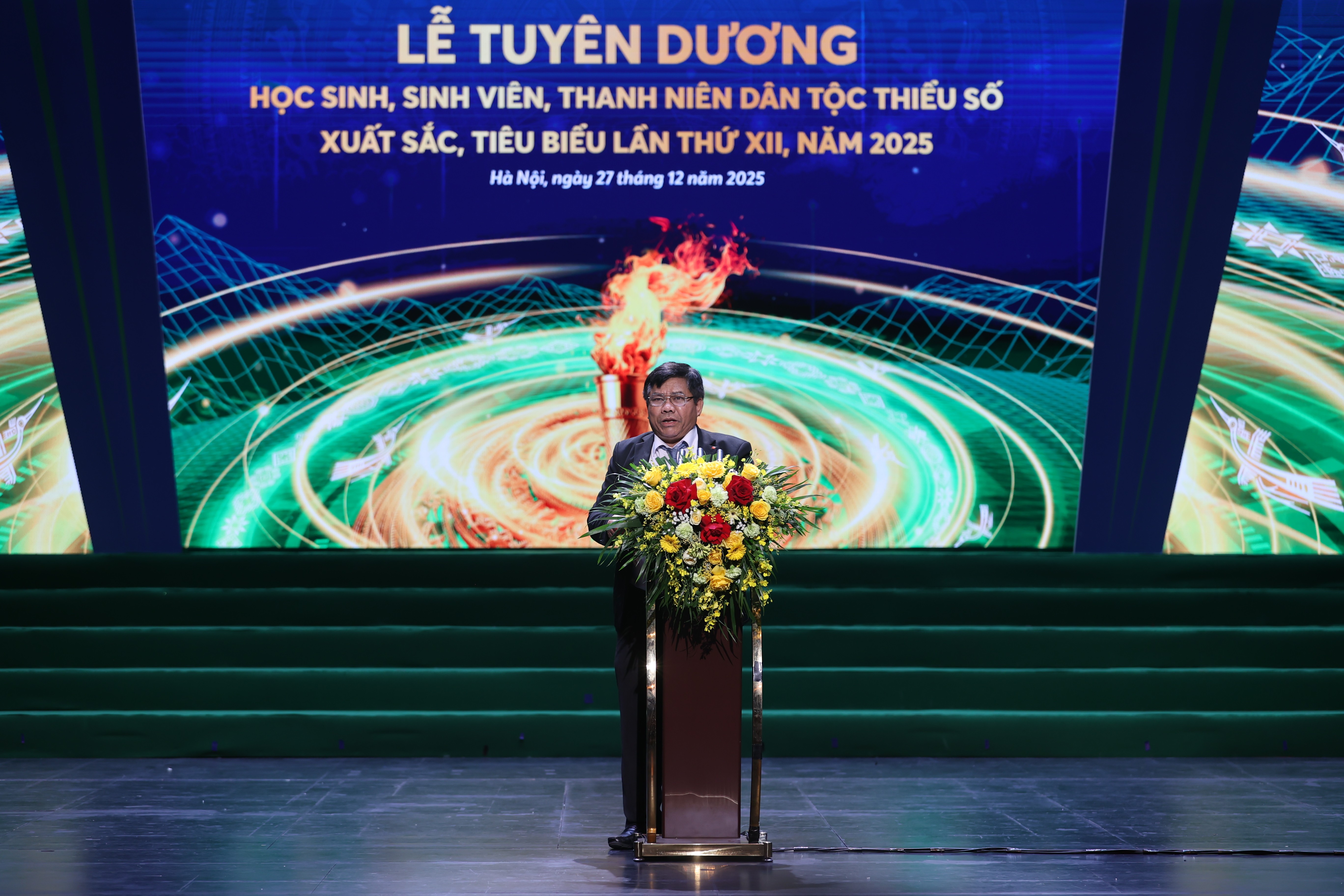 Thứ trưởng Bộ Dân tộc và Tôn giáo Y Thông phát biểu