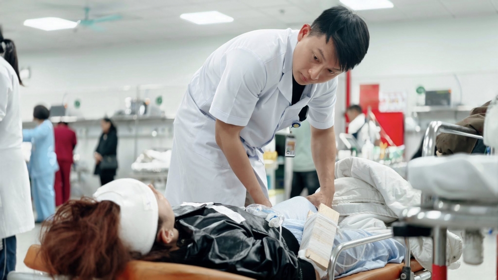 BN N.T.P.K (26 tuổi, Đắk Lắk) Đa chấn thương, chấn thương sọ não, gãy cẳng tay phải, chấn thương khung chậu, chấn thương vai trái BN N.T.P.K (26 tuổi, Đắk Lắk) Đa chấn thương, chấn thương sọ não, gãy cẳng tay phải, chấn thương khung chậu, chấn thương vai trái