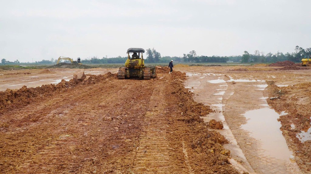 TP Huế yêu cầu các đơn vị thi công tập trung tối đa nguồn lực, bảo đảm hoàn thành đúng các mốc tiến độ đã cam kết