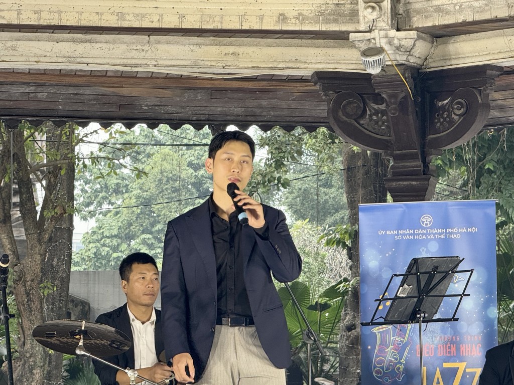 Trên sân khấu luôn có sự tiếp nối giữa các thế hệ nghệ sĩ