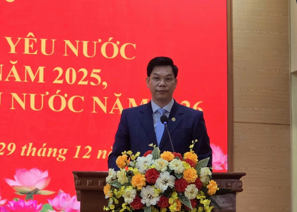 Đồng chí Nguyễn Trường Năng, Bí thư Đảng uỷ, Chủ tịch HĐND xã Quảng Bị phát biểu chỉ đại tại Hội nghị