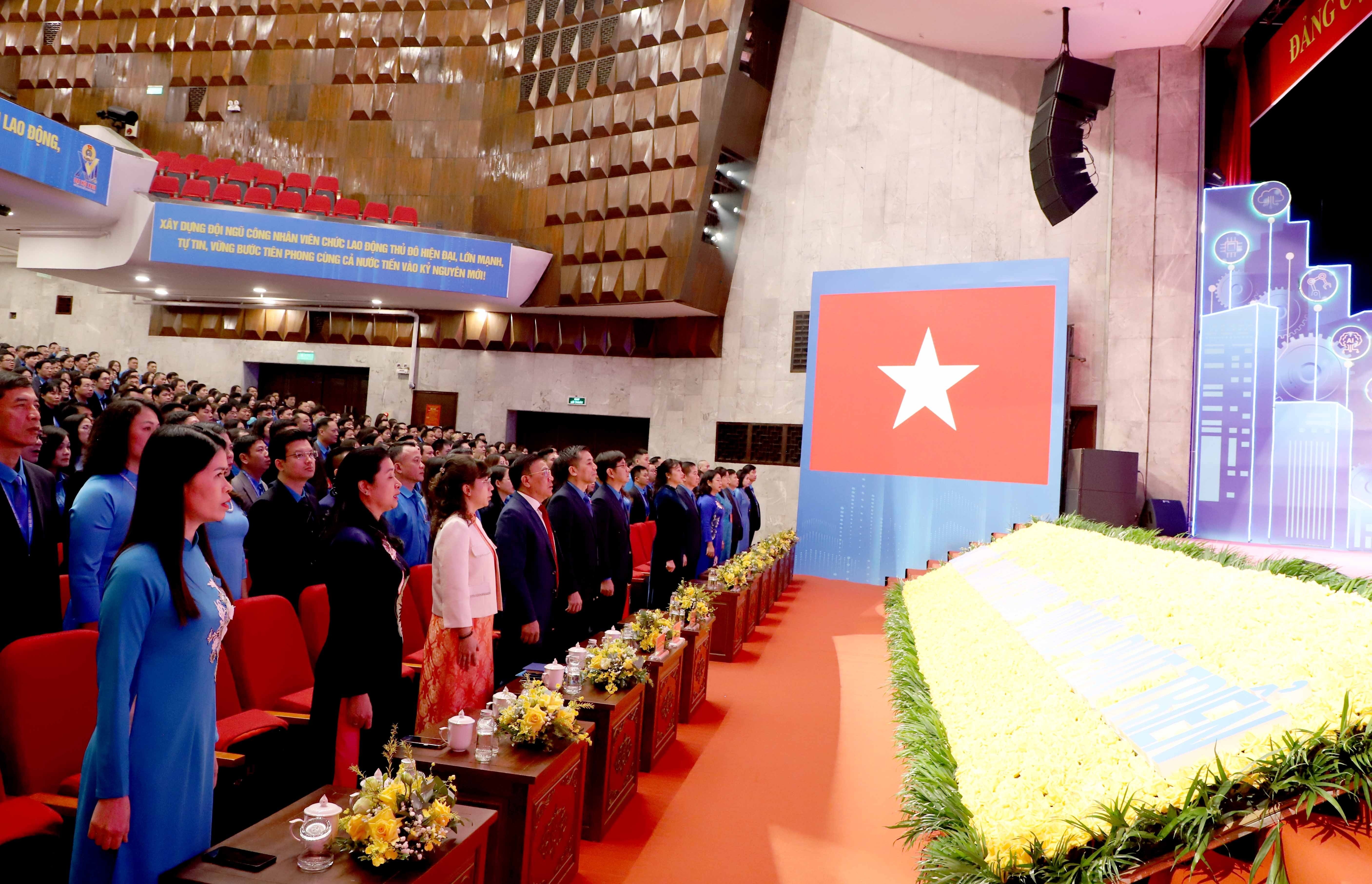 Đại hội thực hiện nghi lễ chào cờ