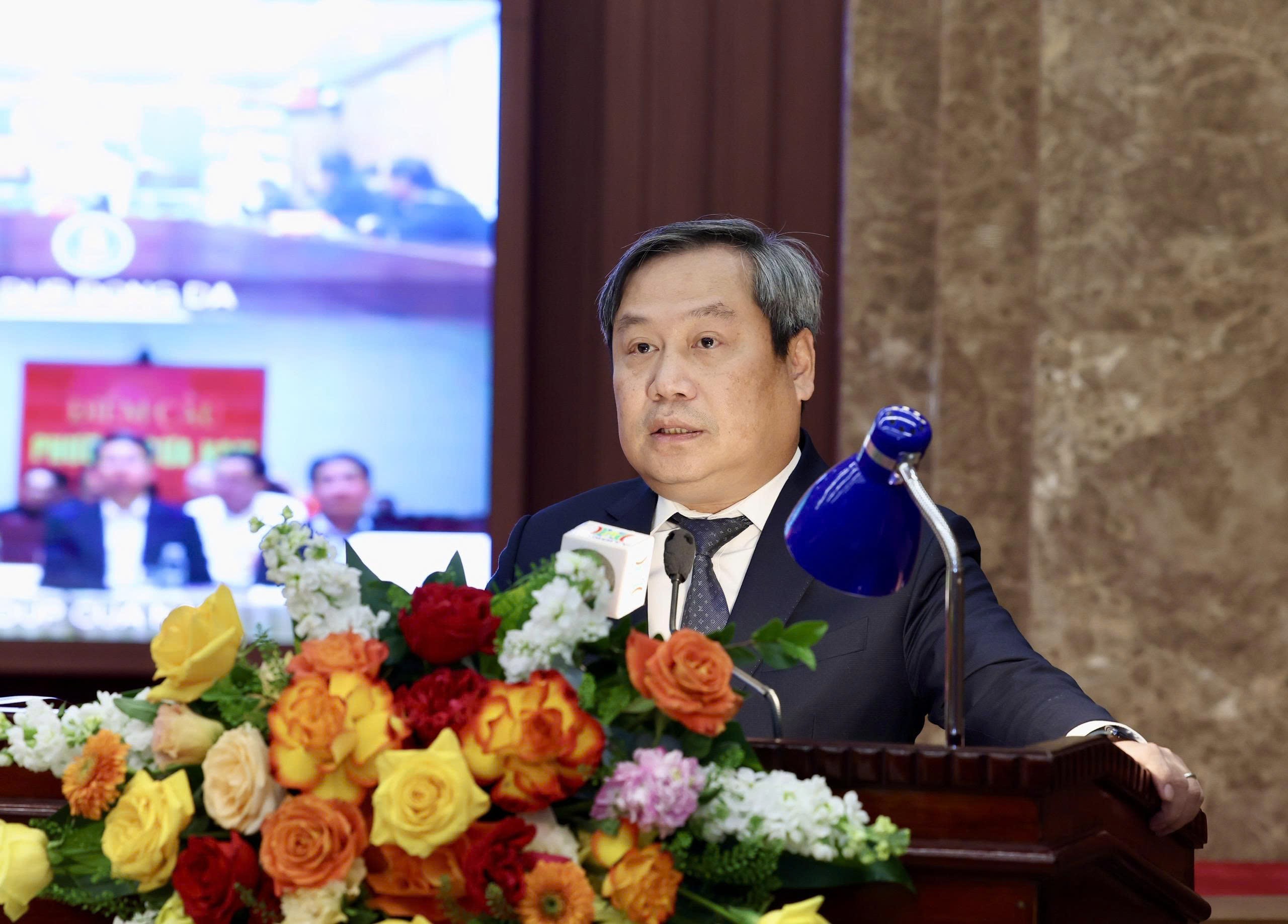 Ủy viên Trung ương Đảng, Phó Bí thư Thành ủy, Chủ tịch UBND TP Hà Nội Vũ Đại Thắng phát biểu tại hội nghị