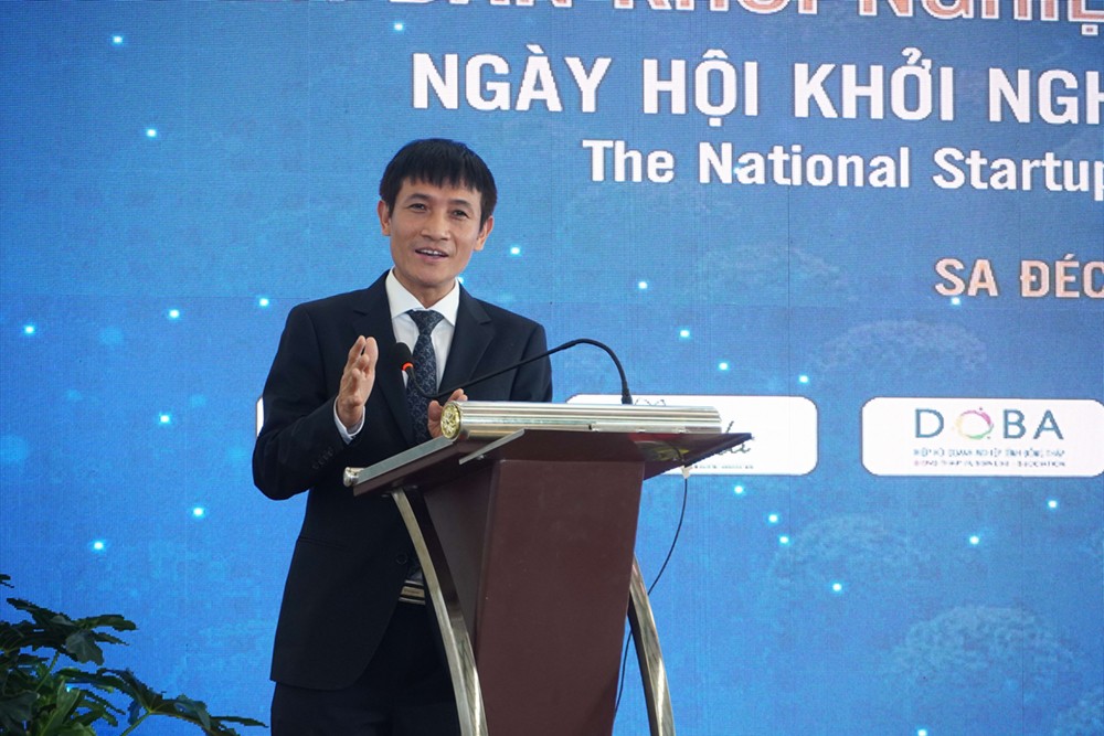 Đinh Việt Hòa – Chủ tịch Hiệp hội Khởi nghiệp Quốc gia chia sẻ tại diễn đàn