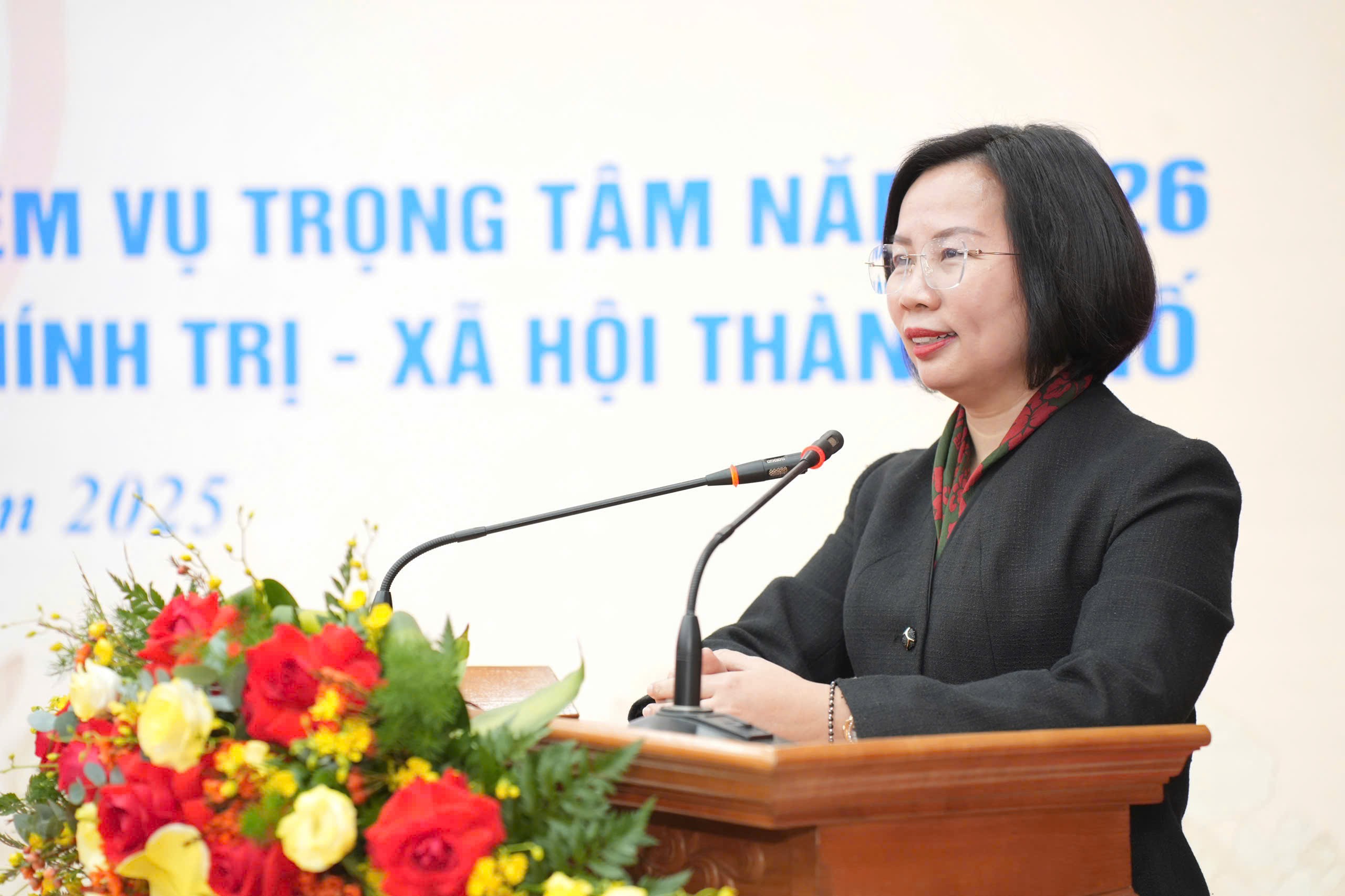 Đổi mới tư duy, xây dựng cán bộ Mặt trận bản lĩnh, sáng tạo