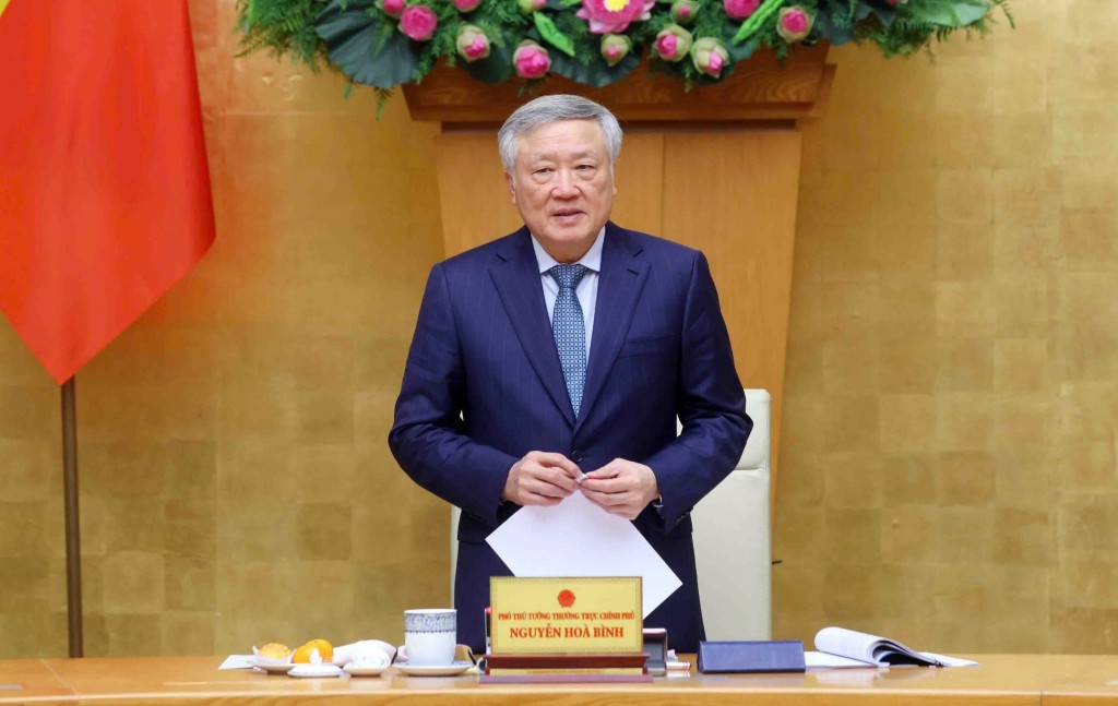 Phó Thủ tướng Thường trực Chính phủ Nguyễn Hòa Bình ghi nhận, đánh giá cao và biểu dương những thành tích, kết quả nổi bật mà Ban Chỉ đạo 35 các cấp và cơ quan thường trực đã đạt được trong năm 2025 - Ảnh: VGP/Nguyễn Hoàng Phó Thủ tướng Thường trực Chính phủ Nguyễn Hòa Bình ghi nhận, đánh giá cao và biểu dương những thành tích, kết quả nổi bật mà Ban Chỉ đạo 35 các cấp và cơ quan thường trực đã đạt được trong năm 2025 - Ảnh: VGP/Nguyễn Hoàng