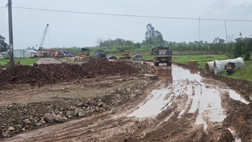 Hàng loạt dự án đầu tư công đứng bánh dịp cuối năm 2025