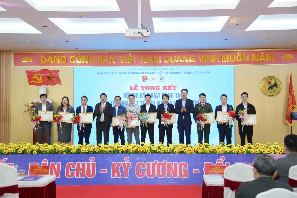 Khơi dậy sức trẻ, lan tỏa tinh thần đổi mới sáng tạo Khơi dậy sức trẻ, lan tỏa tinh thần đổi mới sáng tạo