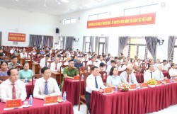 Xây dựng Đảng vững mạnh, tạo nền tảng để phát triển bền vững